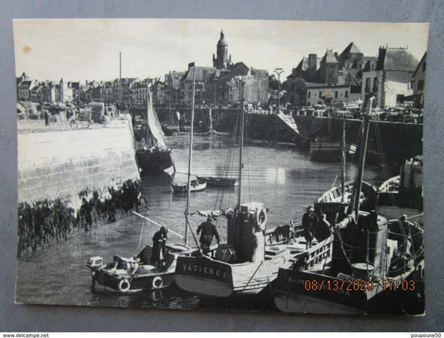 CP 44 LE CROISIC  - Le Port De Pêche -  Bateaux De Pêche " Patience " " Daniel Patricia " Les Casiers Sur Le Quai  1950 - Le Croisic