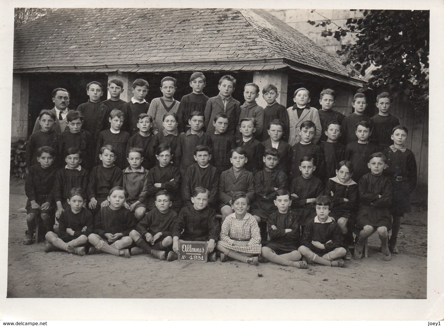 Photo  Scolaire Allones Format 13/18 Année 1931 Photographe Lacoste De Varennes Sur Loire - Anonymous Persons