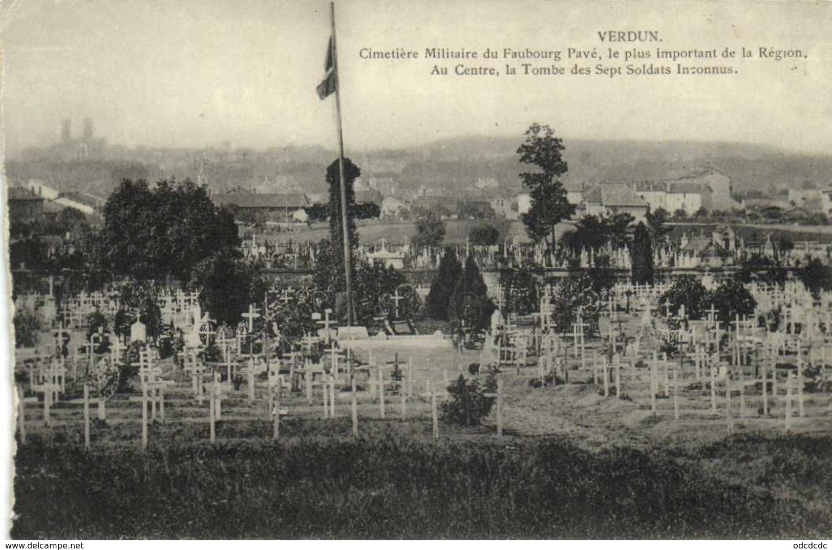 DESTOCKAGE BON LOT 100 CPA  MILITARIA  Casernes Guerre 1914 18 Ruines Patriotiques Humour ..(toutes scanées