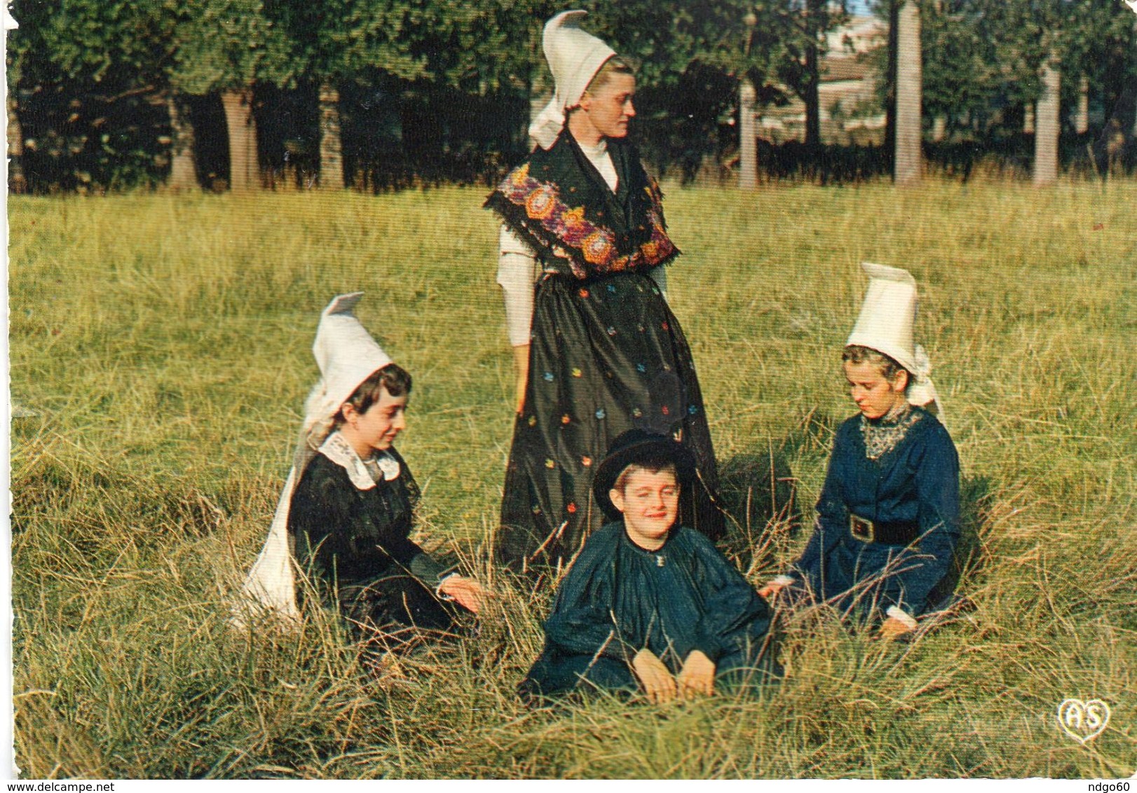 La Mothe Saint Héray - Costumes Mothais , Le Groupe Des Loisirs - La Mothe Saint Heray