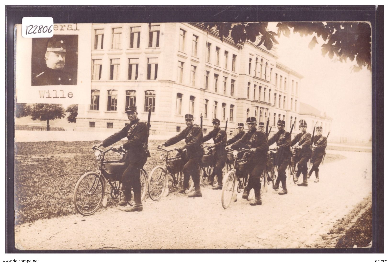 ARMEE SUISSE - MILITAIRE - KASERNE BRUGG? ODER ZÜRICH? - GENERAL WILLE EN MEDAILLON - TB - Brugg