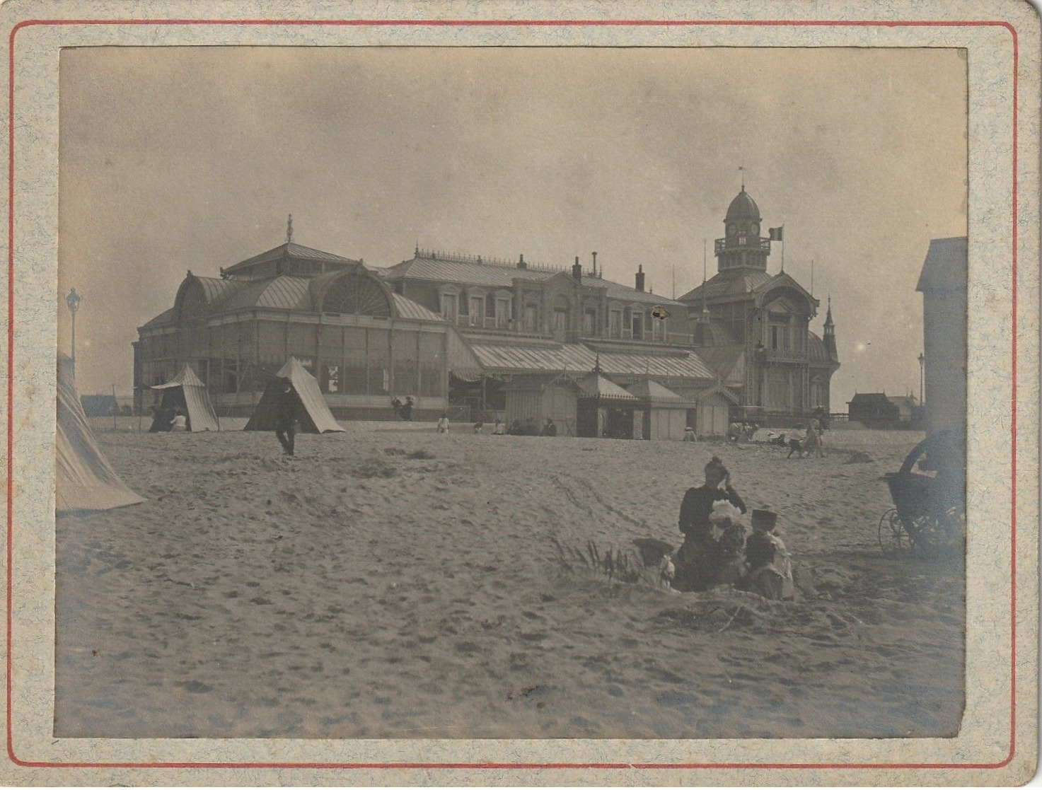 Photo Ancienne 105 Mm X 79 Mm Sur Carton - 22 Aout 1902 - Casino De Calais 62 (P.d.C.) - Scan R/V - Places