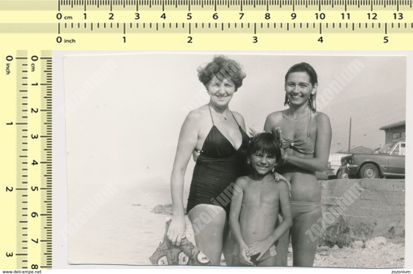 REAL PHOTO Beach Bikini Women And Kid Boy Maillot De Bain Femmes Et Garcon Plage SNAPSHOT - Anonymous Persons