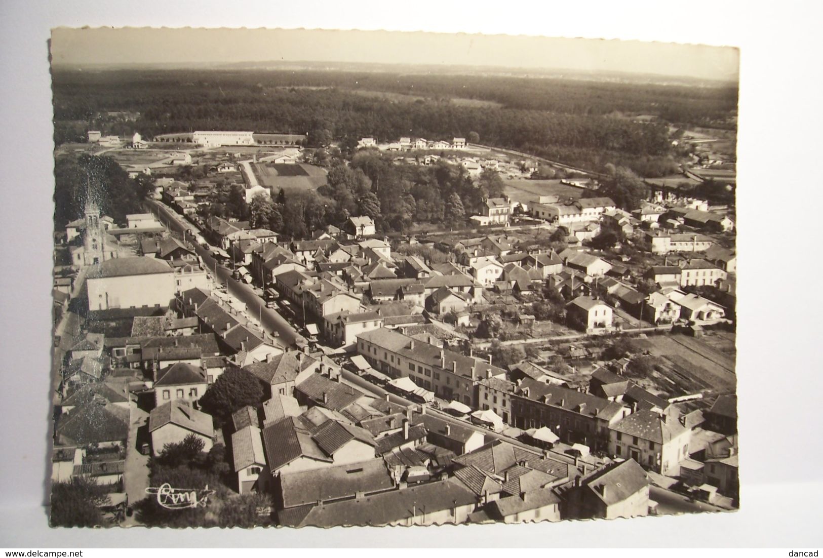 ST-VINCENT-DE-TYROSSE   - Vue Panoramique Aérienne Et Le Stade Municipal   -  ( Pas De Reflet Sur L'original ) - Saint Vincent De Tyrosse