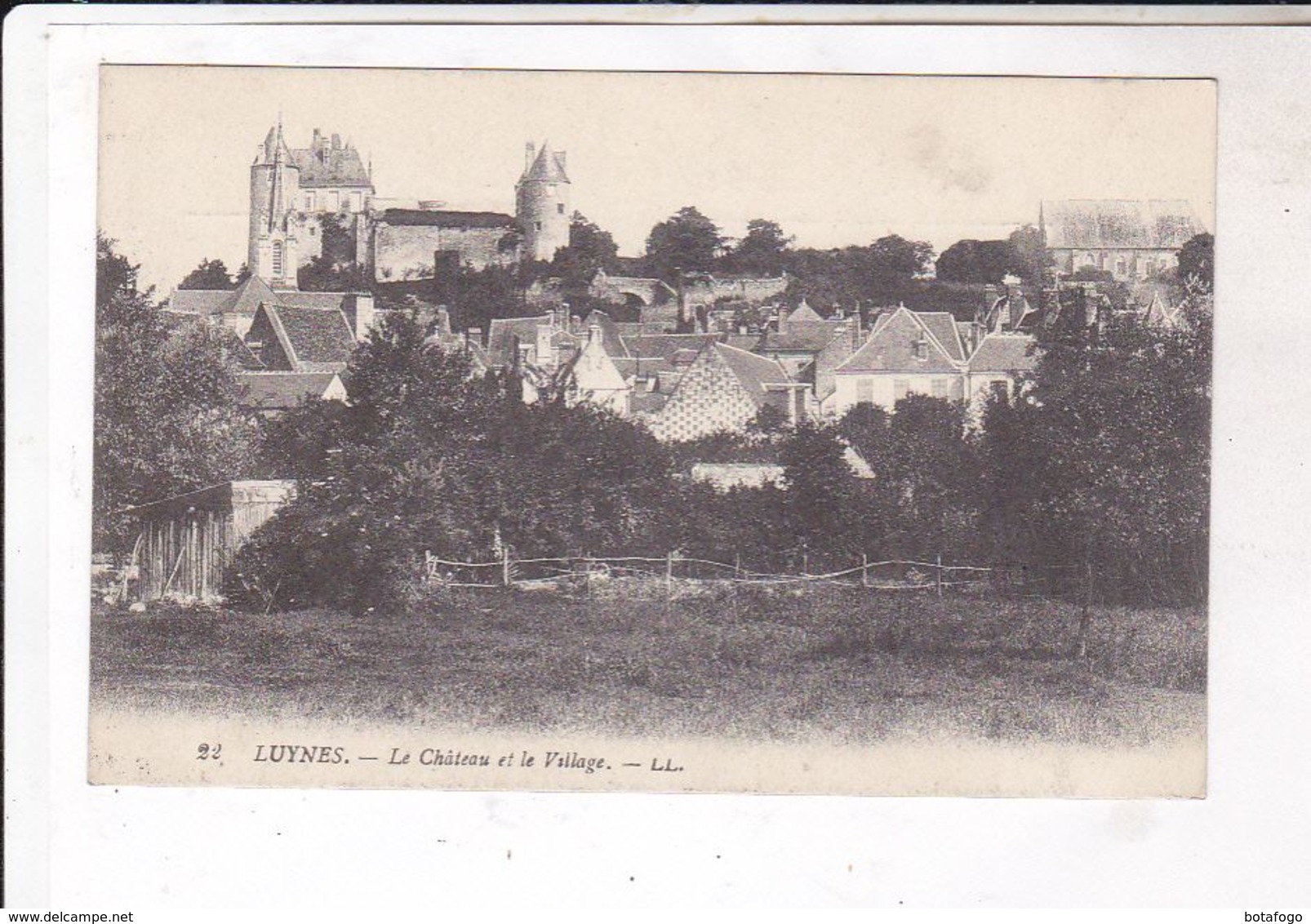 CPA  DPT 13 LUYNES, LE CHATEAU ET LE VILLAGE En 1919! - Luynes