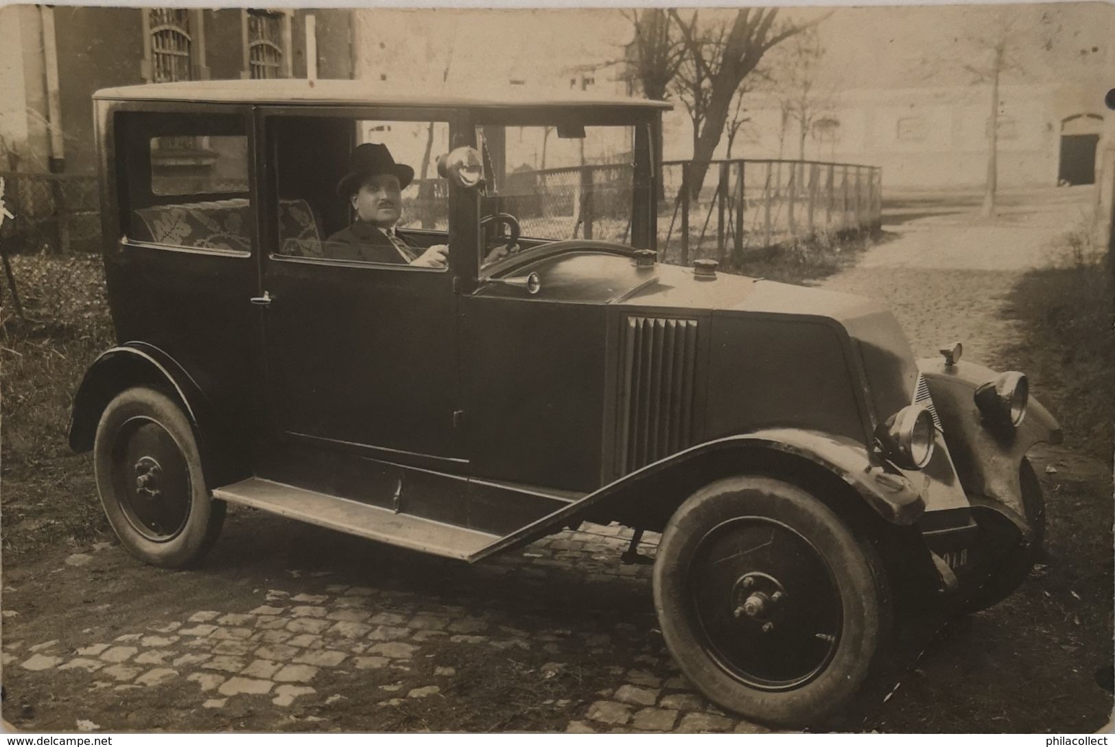 Carte Photo  Automobile Renault NN 1930 RPPC - Altri & Non Classificati