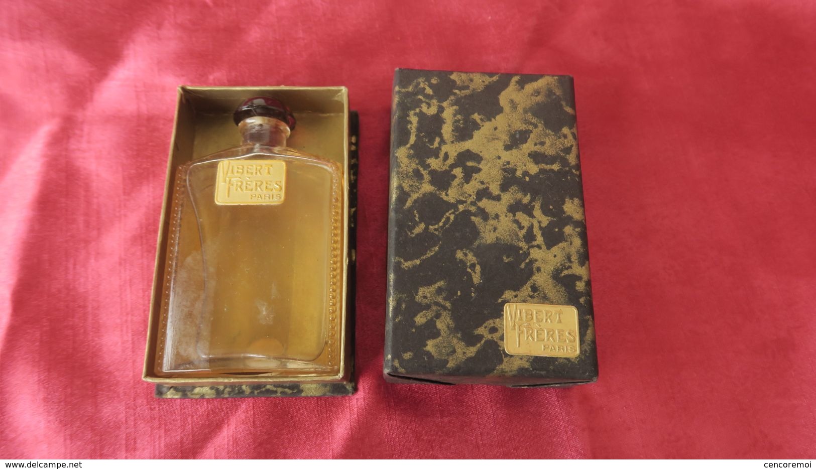 Ancien Flacon à Parfum De Collection Vibert Frères " Clochettes De Bonheur " - Flacons (vides)