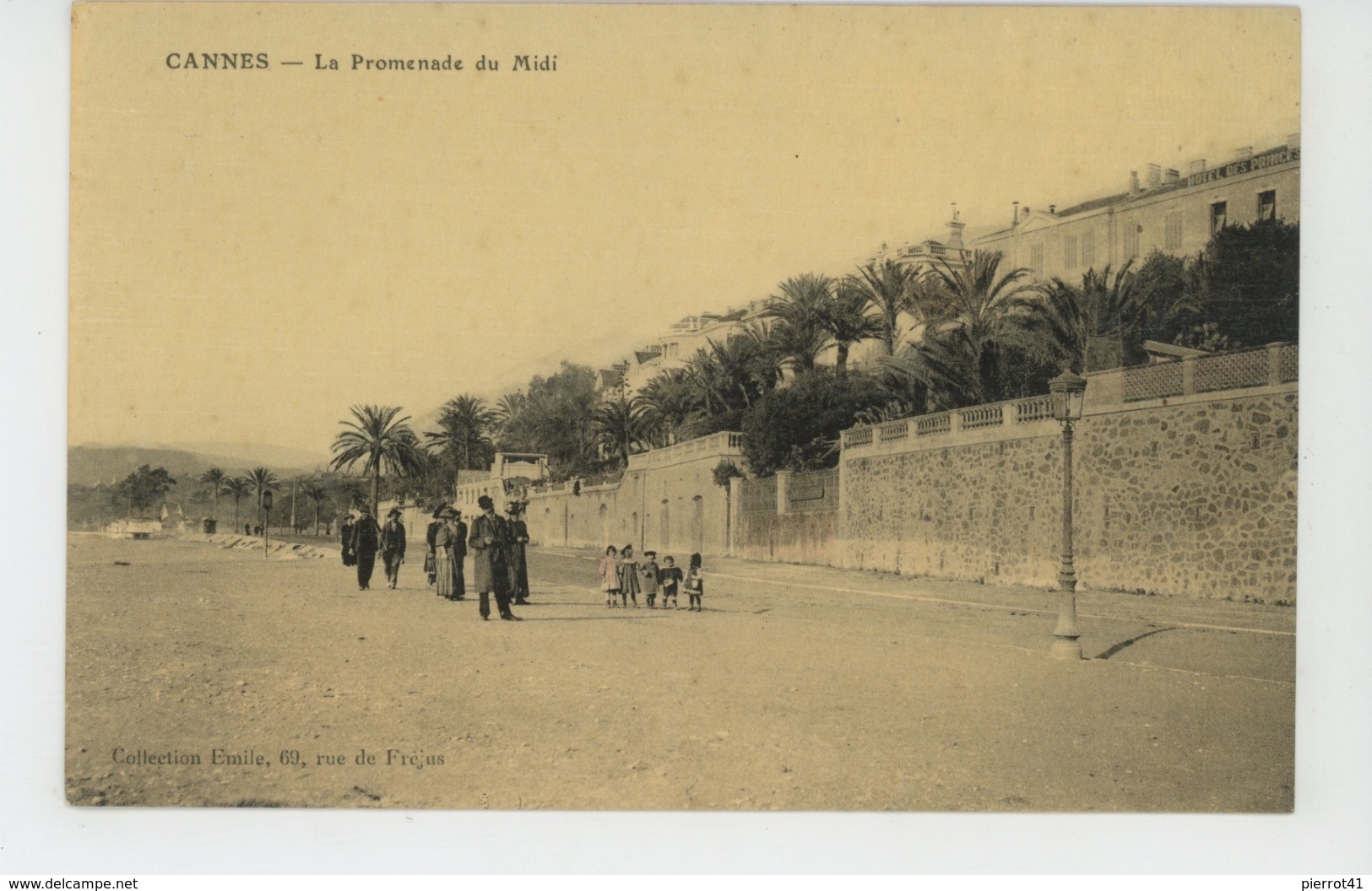 CANNES - La Promenade Du Midi (belle Carte Toilée ) - Cannes