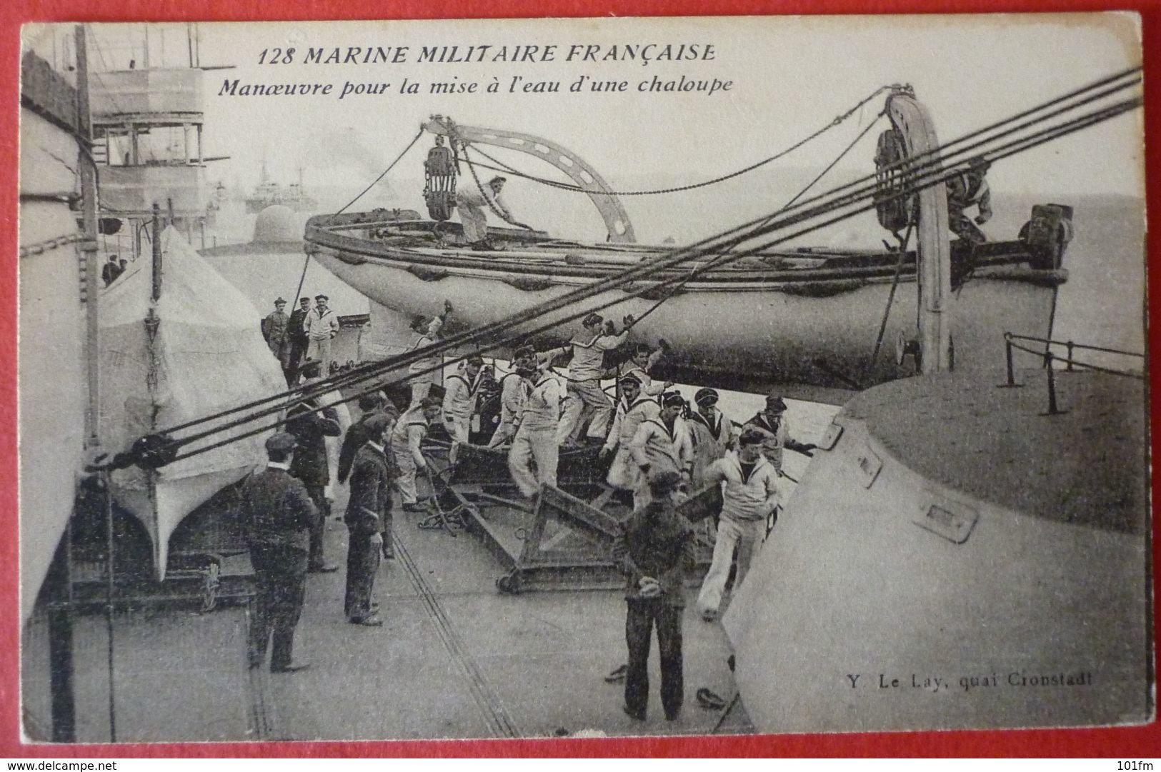 FRENCH WARSHIP - MARINE MILITAIRE - MANOEUVRE POUR LA MISE A L`EAU D`UNE CHALOUPE - Krieg