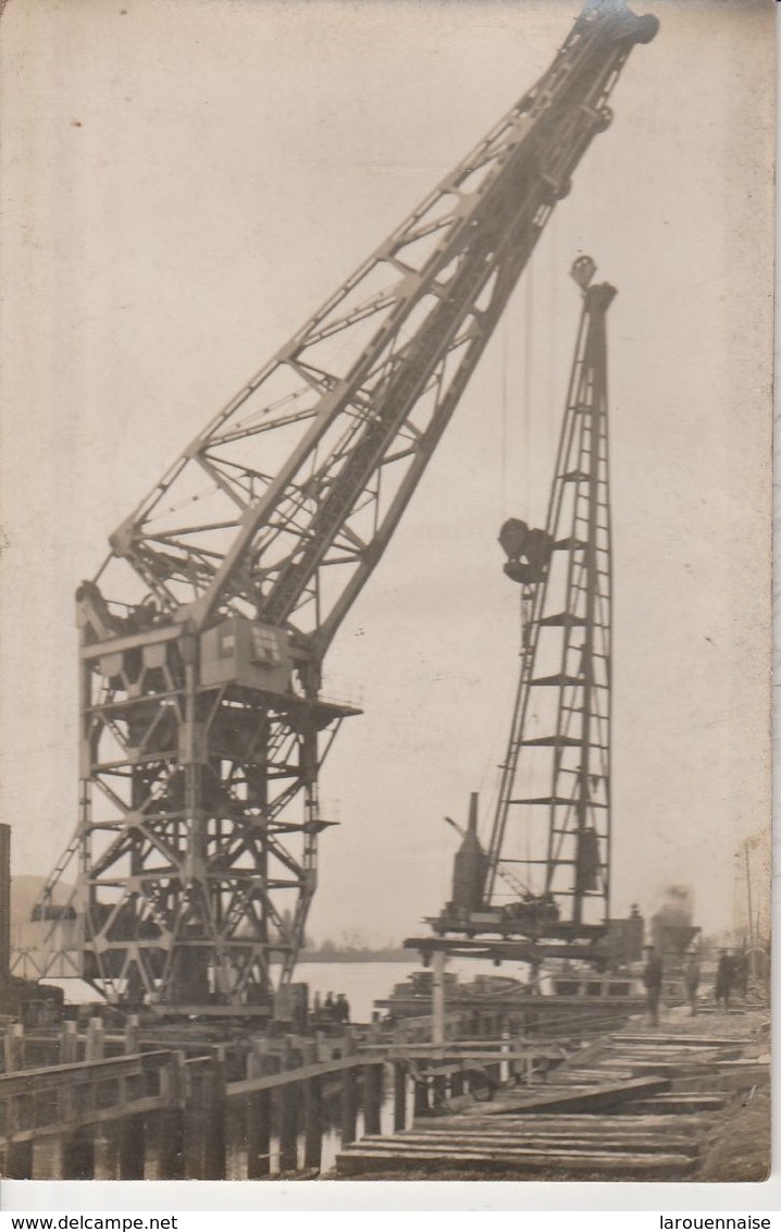 76 - LE GRAND QUEVILLY - Grues En Bords De Seine (carte Photo) - Le Grand-Quevilly