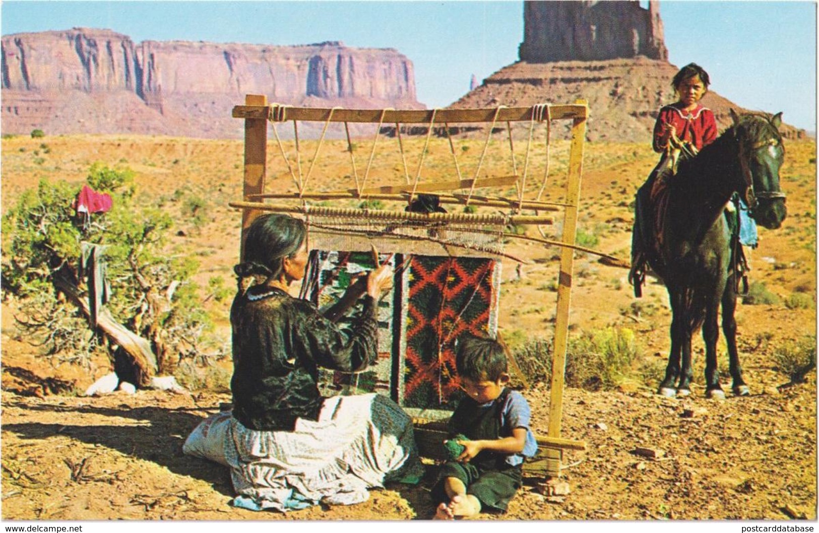 Rug Weaving Time At Monument Valley - Navajo Reservation - Monument Valley