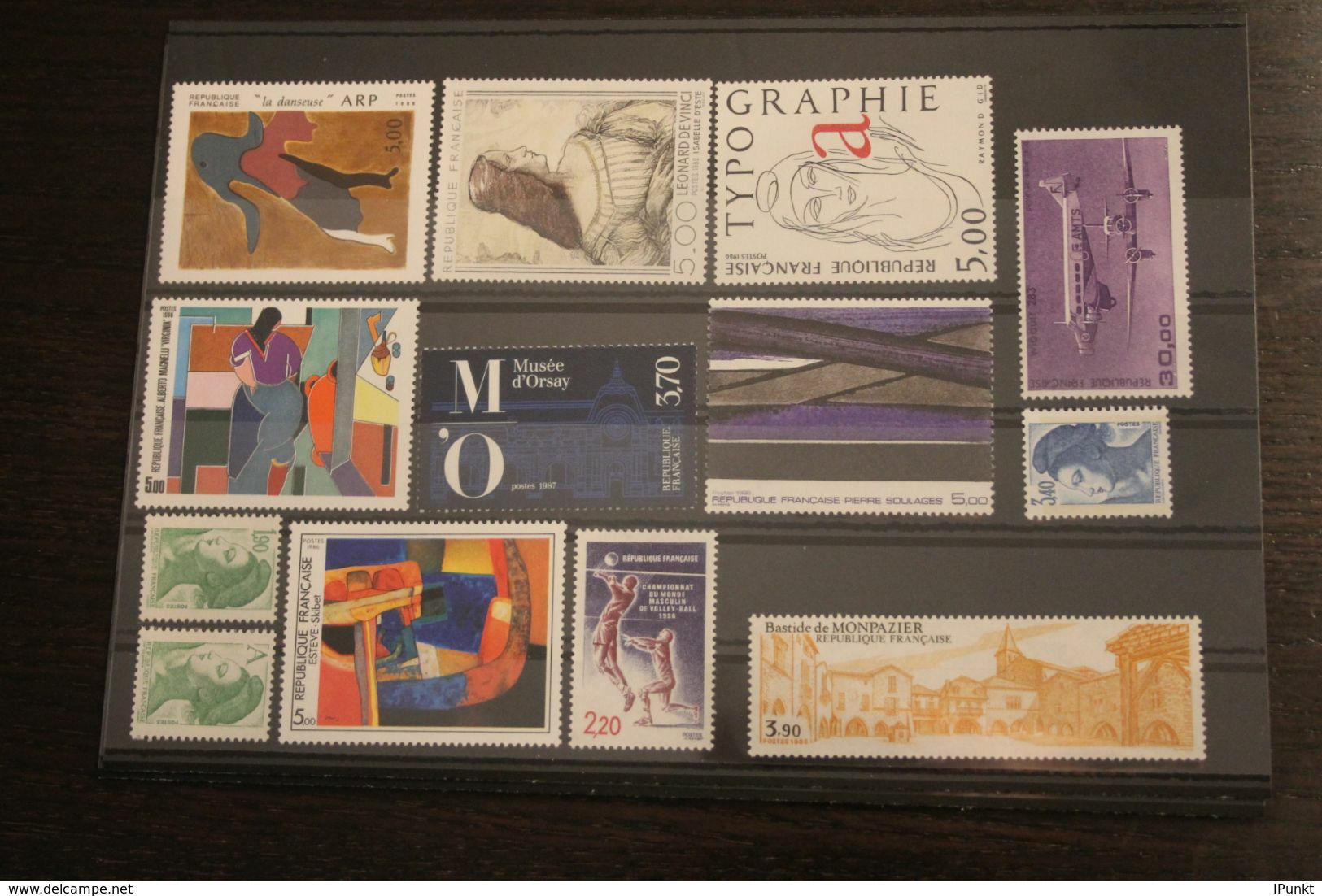 France 1986, 2525-2585; Postfrisch, Frankreich Jahrgang 1986, 56 Werte; 1 Block, 2 MH, überkomplett, 5 Steckkarten - 1980-1989