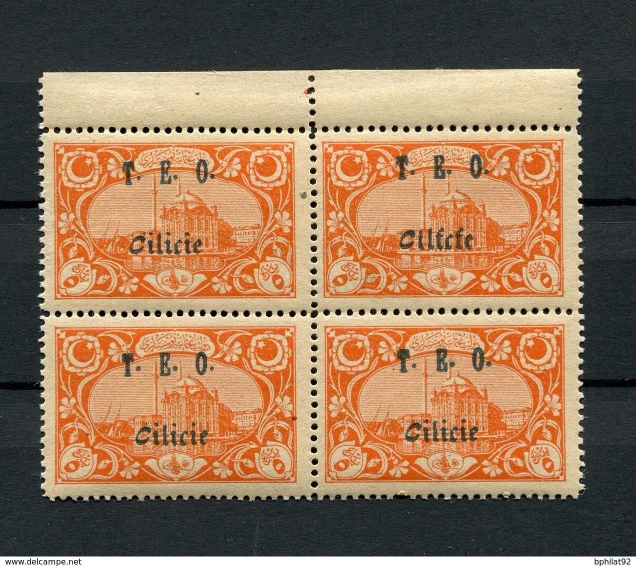 !!! CILICIE, BLOC DE 4 DU N°60 VARIETE CILFCFE TENANT A NORMAUX NEUFS ** - Unused Stamps