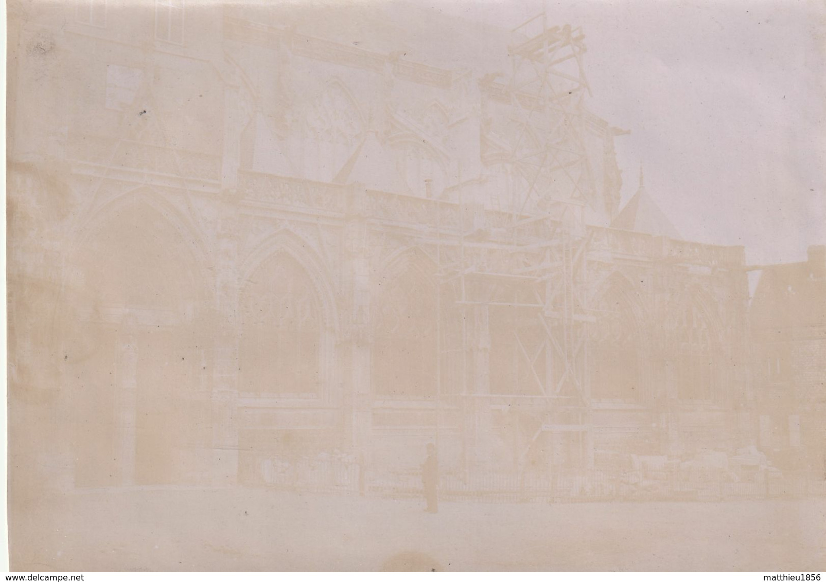 Photo 1899 PONT-DE-L'ARCHE - L'église En Travaux, échafaudage (A223) - Pont-de-l'Arche