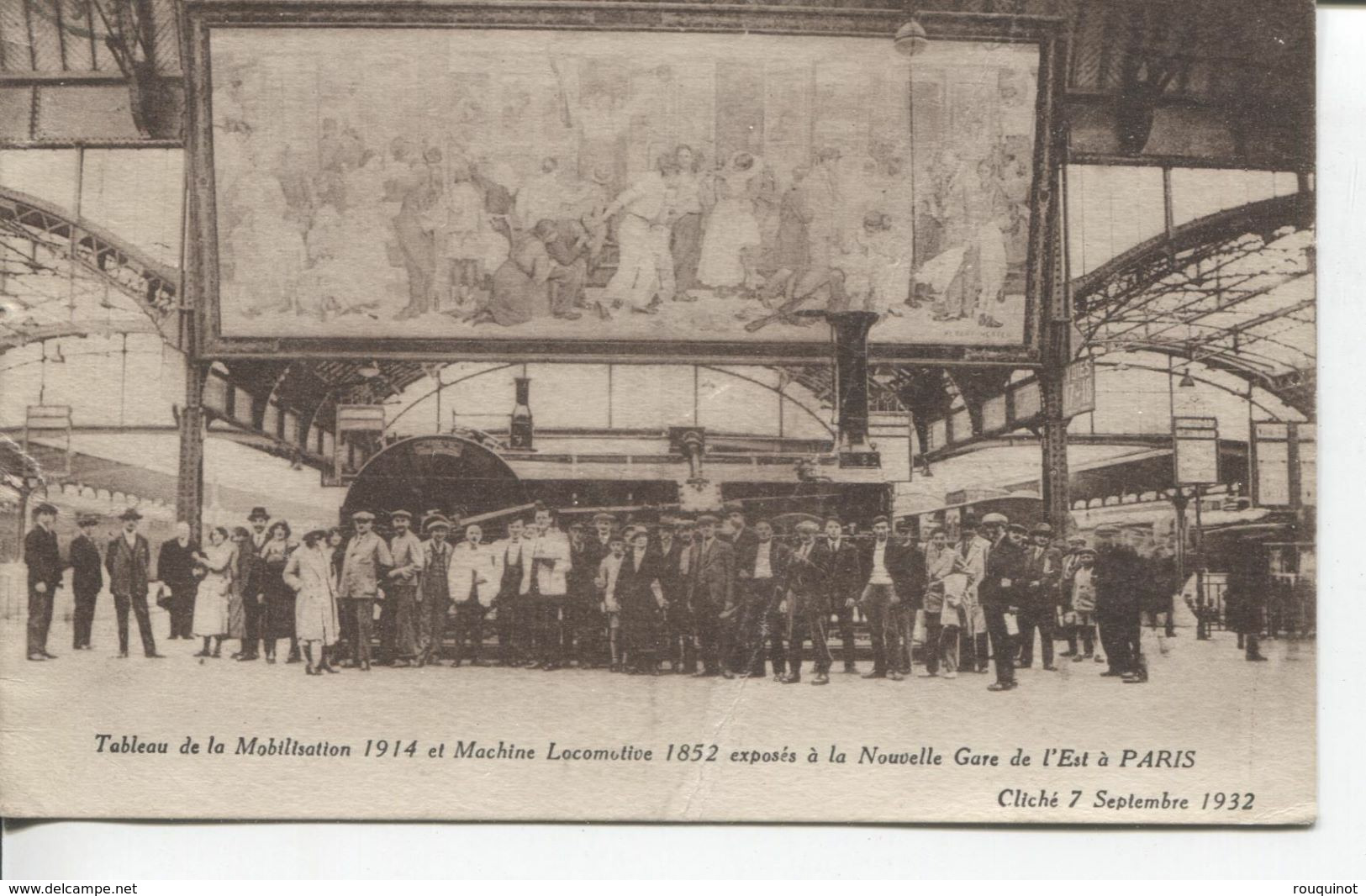 CPA - TABLEAU DE LA MOBILISATION 1914 ET MACHINE LOCOMOTIVE 1852 EXPOSES A LA NOUVELLE GARE DE L'EST à PARIS - Distretto: 10