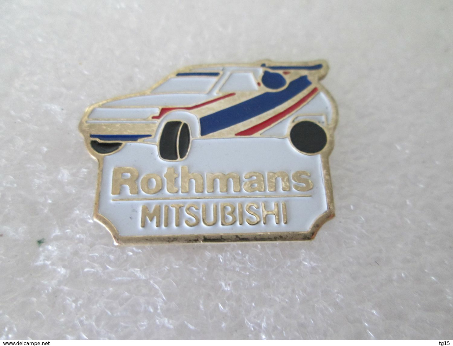 PIN'S     MITSUBISHI  PAJERO  ROTHMANS - Mitsubishi