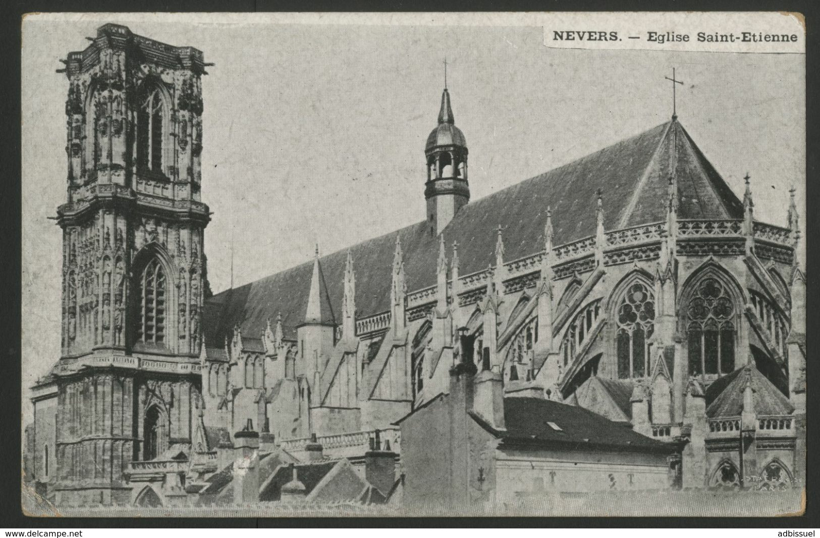 NEVERS EgliseSaint Etienne (égende Erronée) Avec Au Verso La Publicité Rouge. Lire Description Détaillée - Nevers