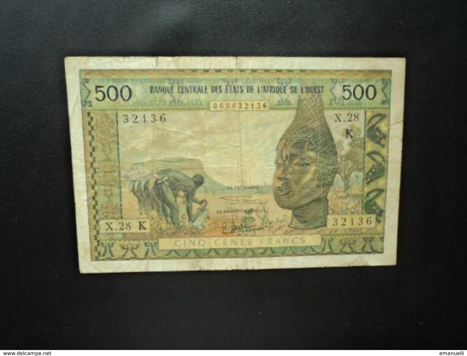 SÉNÉGAL * : ÉTAT DE L'AFRIQUE DE L'OUEST : 500 FRANCS   ND   Signature 6   P 702Kg      TB - Senegal