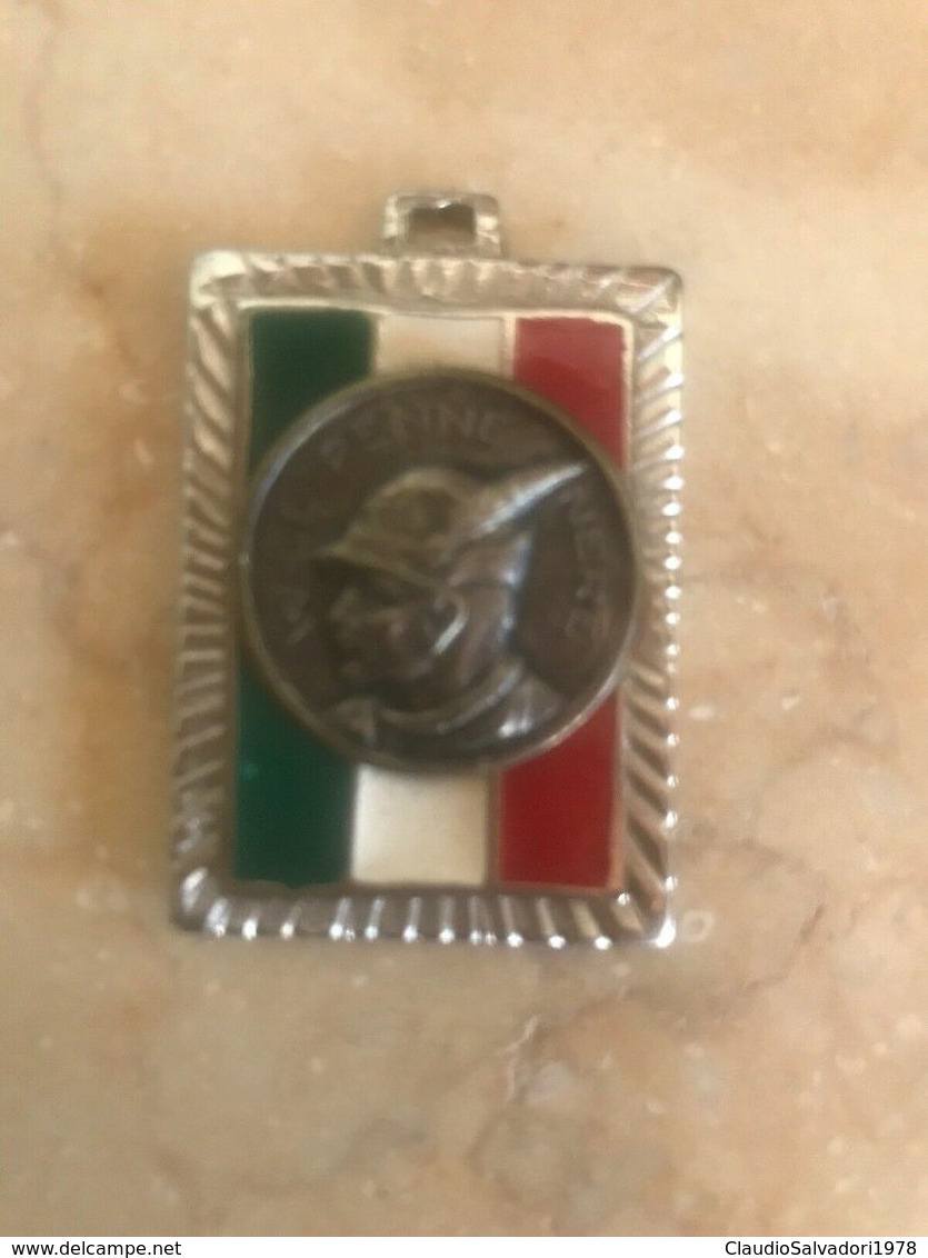 Medaglia Smaltata Alpini W Le Penne Nere Italia Vintage - Italie