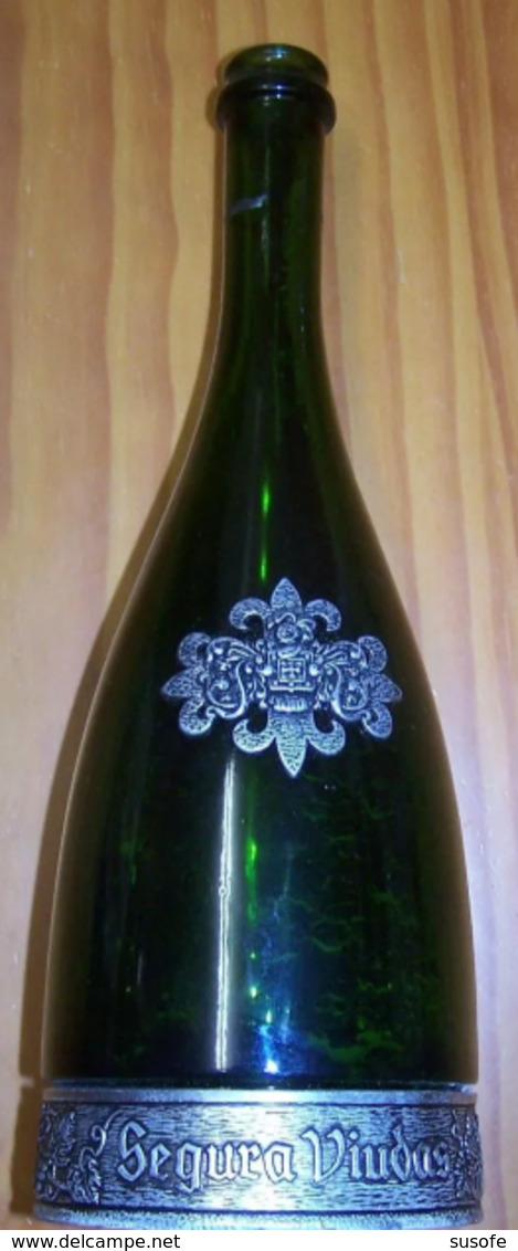 Botella Cava Segura Viudas Brut Reserva Heredado 1,50cms Vacia, Taladro 6mm En Parte Trasera Para Poder Meter Un Cable - Champán & Cava