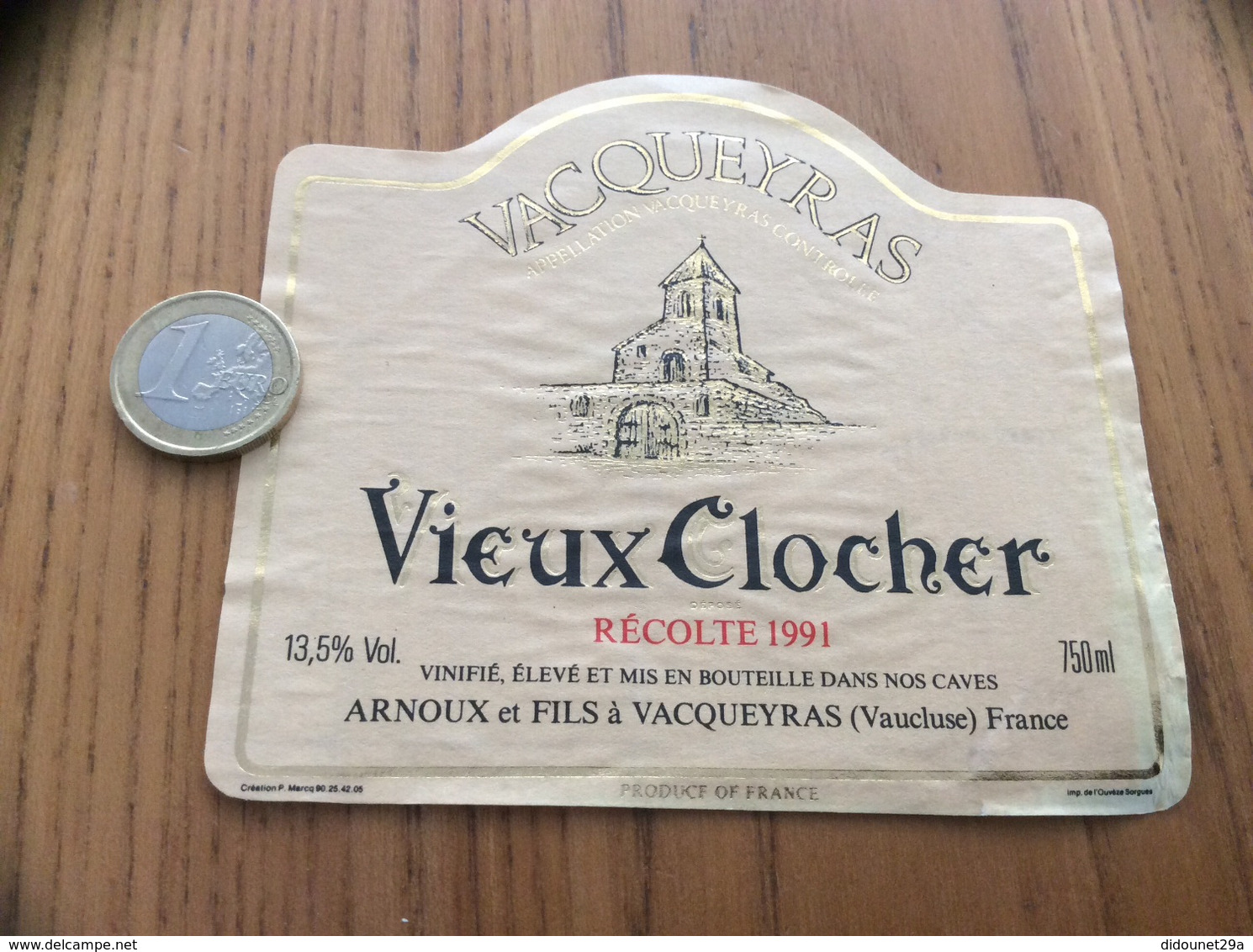 Etiquette Vin «VACQUEYRAS - Vieux Clocher - ARNOUX ET FILS - VACQUEYRAS (84) » - Côtes Du Ventoux