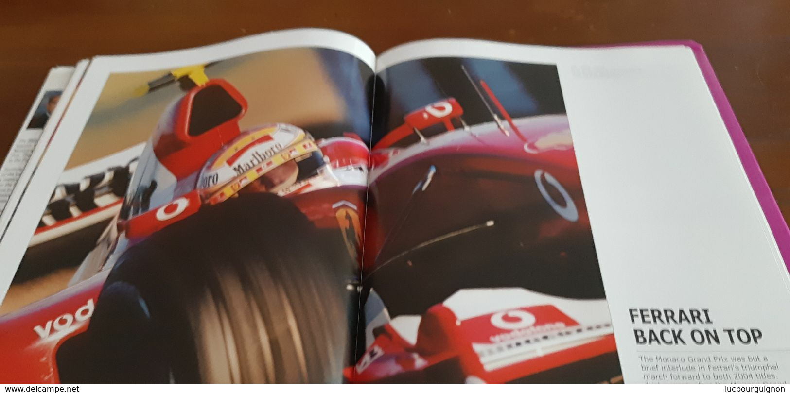 FORMULA 1  Yearbook 2004 - 2005  220 pages