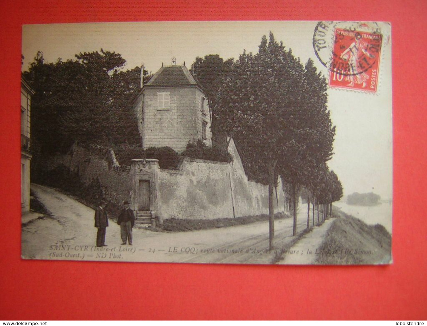 CPA  SAINT CYR  LE COQ ROUTE NATIONALE D'ANGERS à BRIARE    ANIMEE  VOYAGEE 1911  TIMBRE - Saint-Cyr-sur-Loire