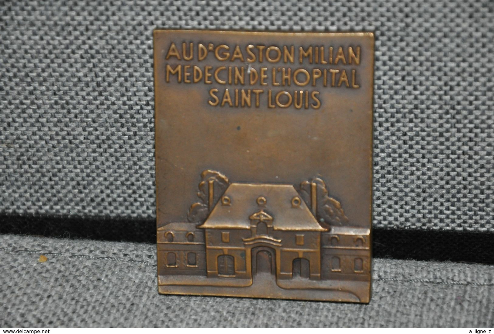 REF MON5 : Ancienne Médaille Bronze Medical Medecine Médecin Docteur Gaston Milian Hopital Saint Louis 1936 - Professionnels / De Société