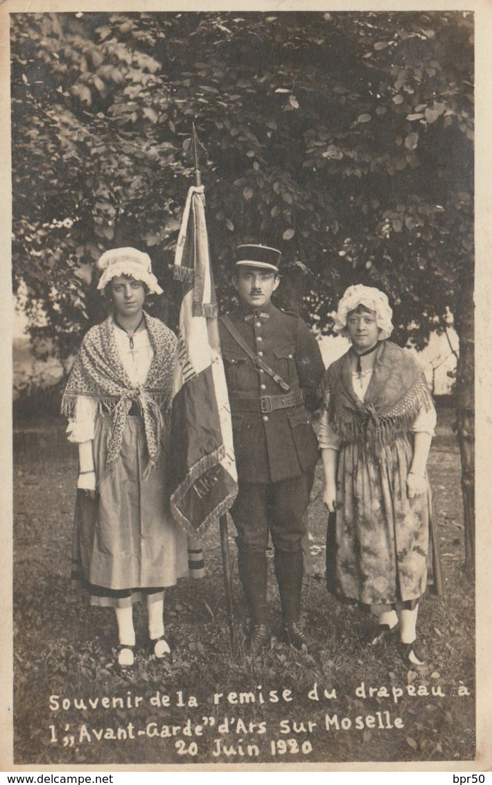 Ars Sur Moselle  Souvenir De La Remise Du Drapeau à L'avant-garde  20 Juin 1920 - Ars Sur Moselle