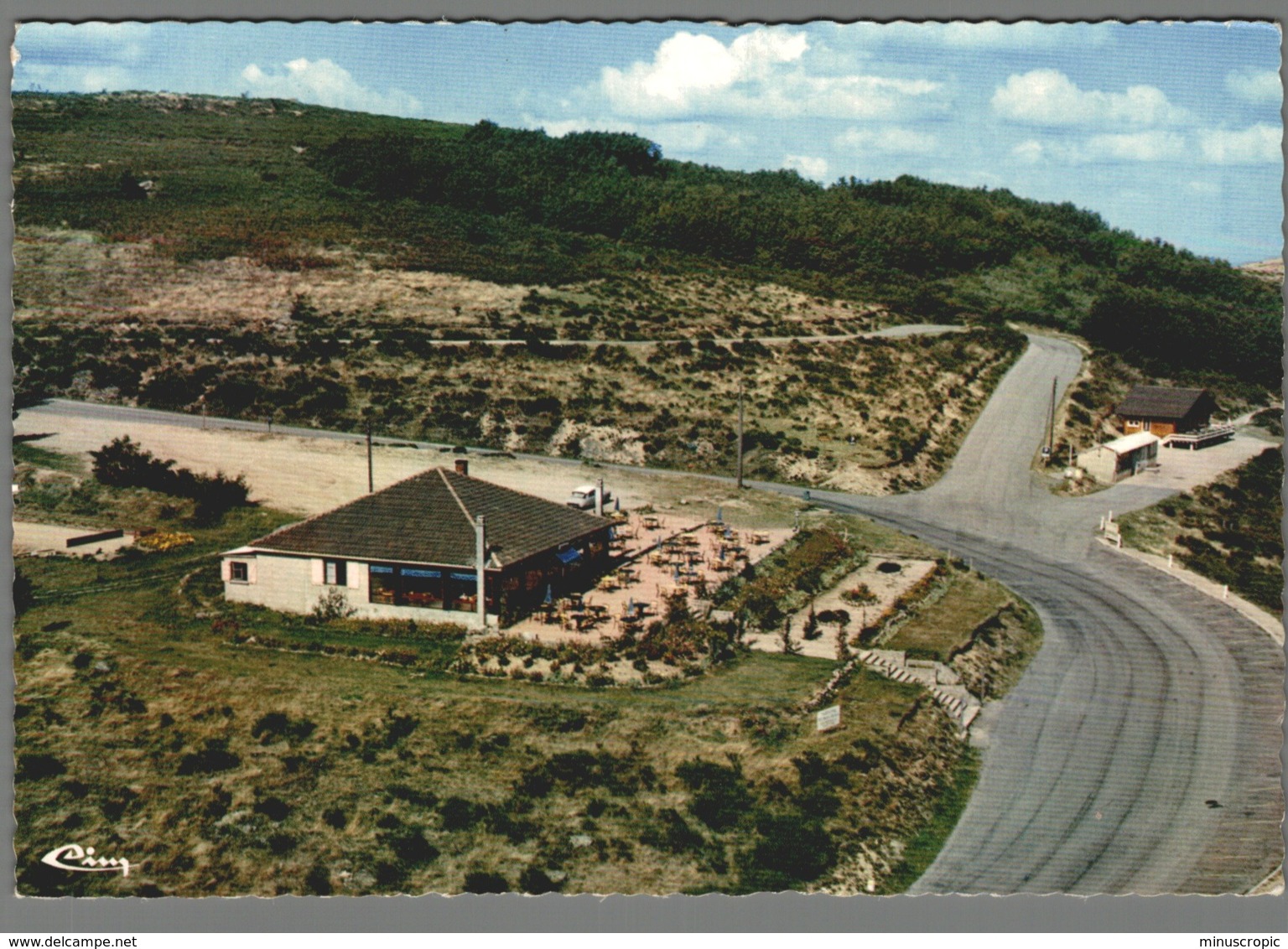 CPM 69 - Chiroubles - Terrasse Du Beaujolais - Chiroubles