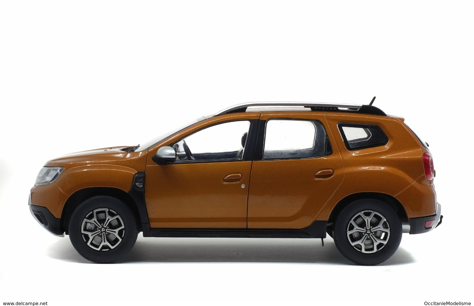 Solido - DACIA DUSTER MK2 2018 Orange Atacama Réf. S1804601 Neuf NBO 1/18 - Solido