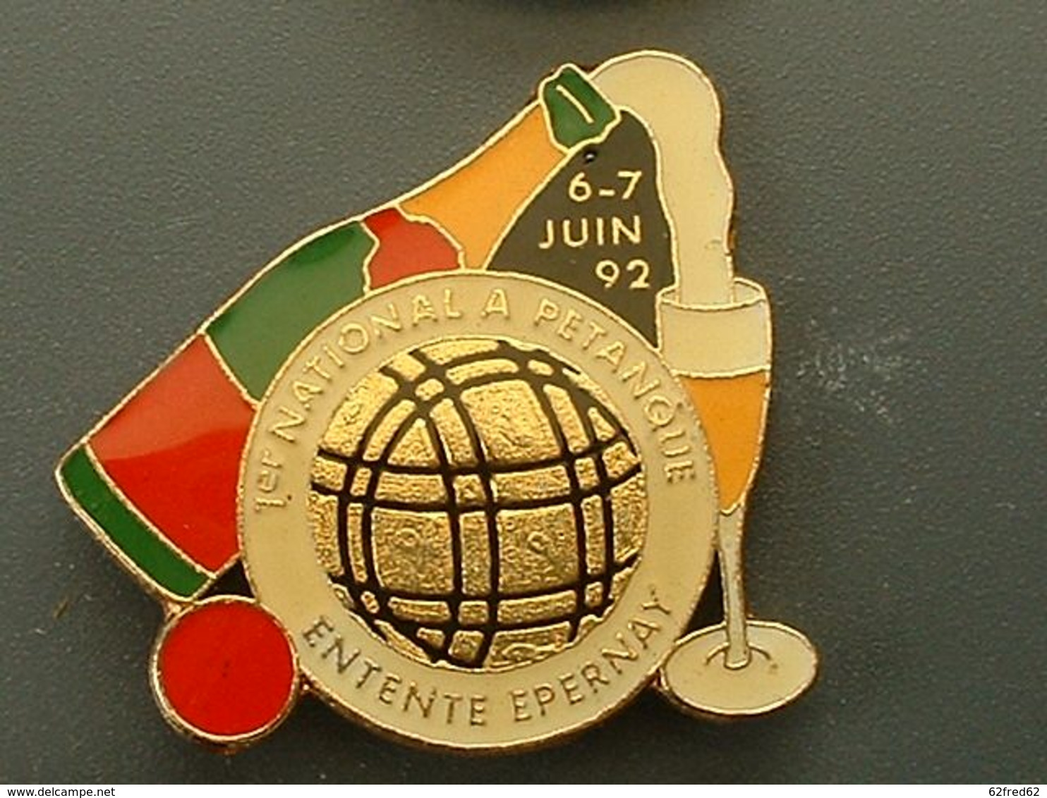 Pin's PETANQUE - 1er NATIONAL DE L'ENTENTE EPERNAY - Pétanque