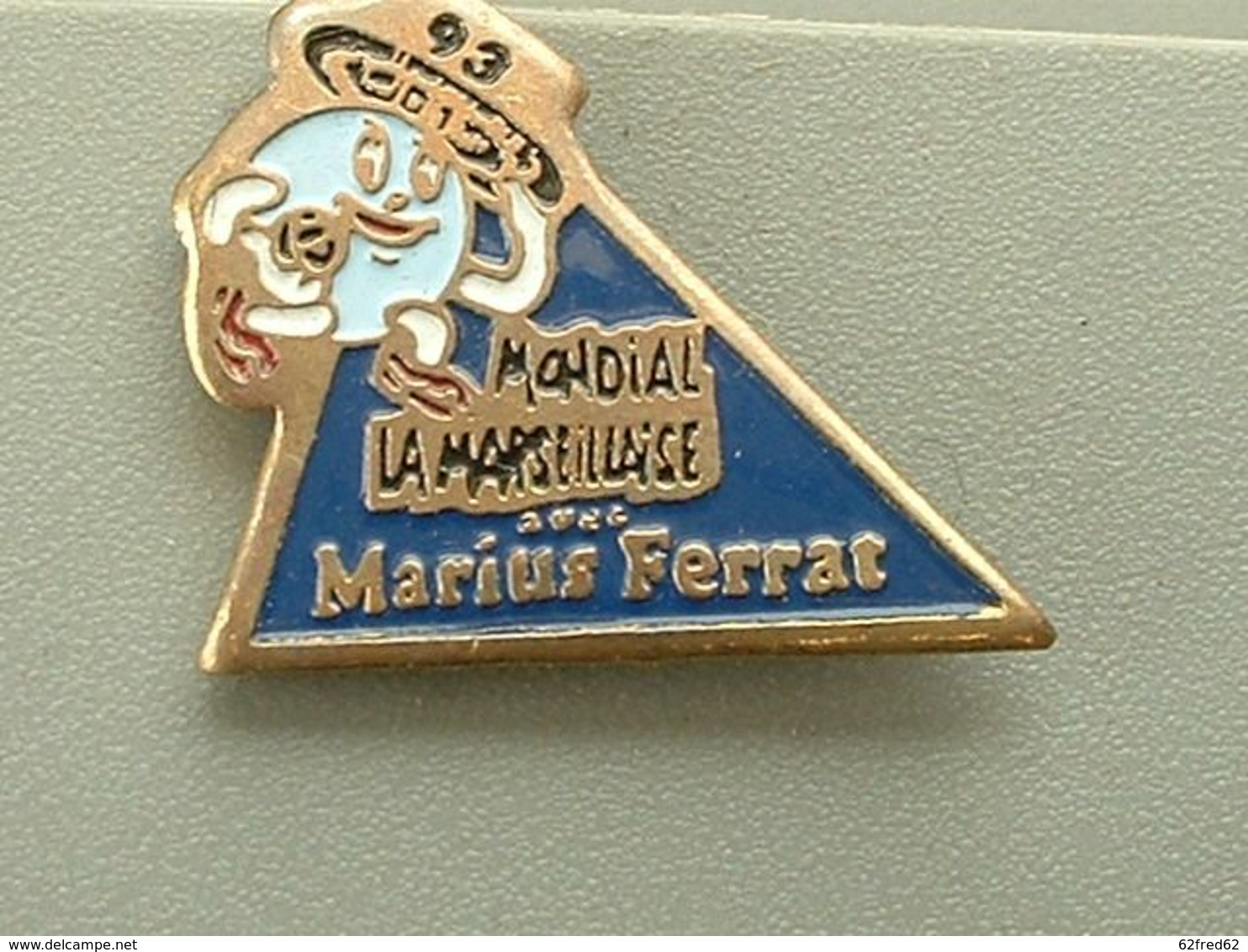 Pin's PETANQUE - MONDIAL LA MARSEILLAISE 93 - BLEU FONCE - Pétanque