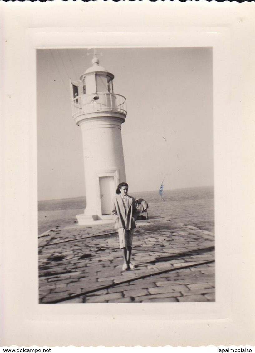 Photographie Loire Atlantique  Paimboeuf Phare Du Bout Du Quais 1951 Ref 1207 - Paimboeuf