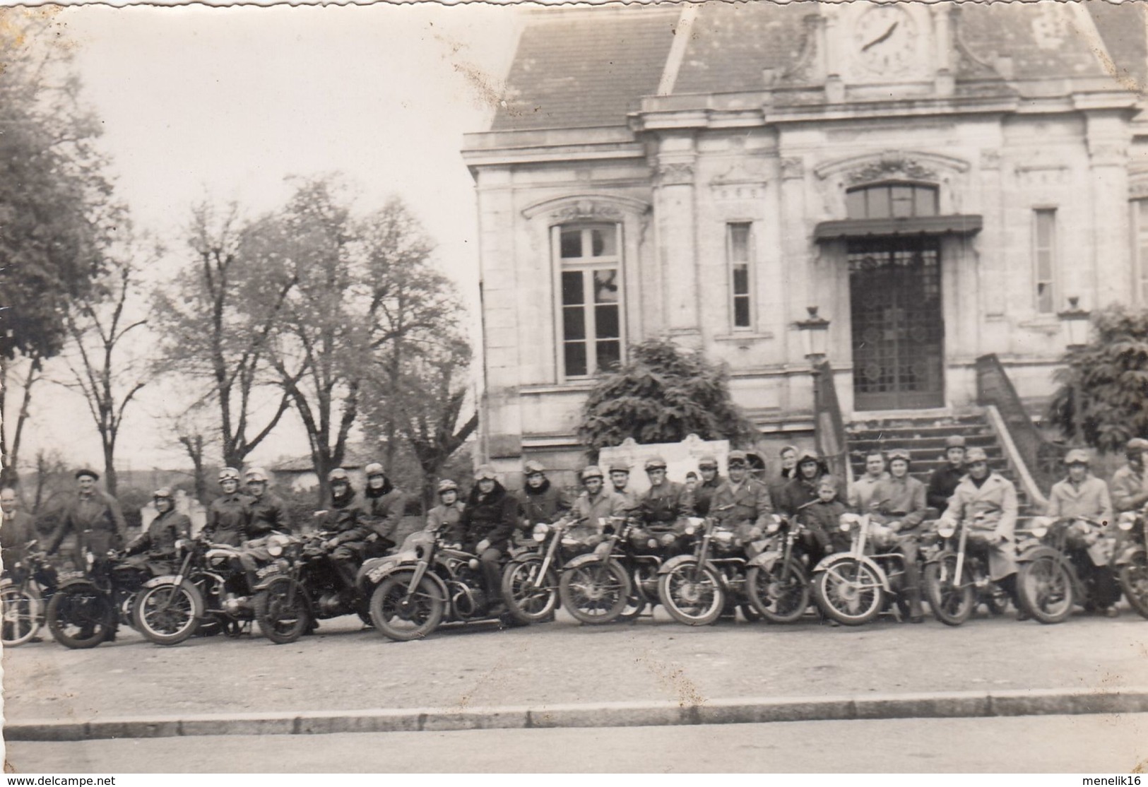 Photo - Moto - Rassemblement De Motos Et Side-car - Non Située, Non Datée - Autres & Non Classés