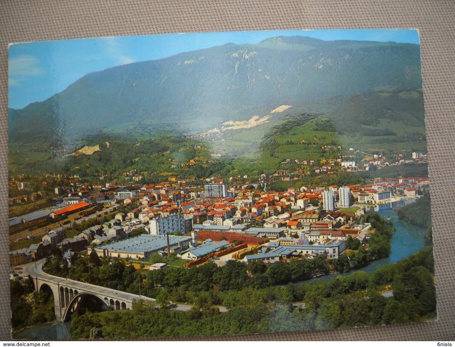 2216  Carte Postale BELLEGARDE      Le RHÔNE Et La VILLE    (scan Recto-verso)    01 Ain - Bellegarde-sur-Valserine