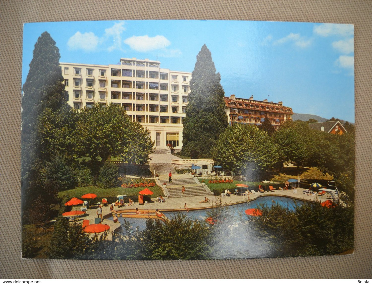 2235 Carte Postale   DIVONNE LES BAINS  LES GRANDS HOTELS         01 Ain - Divonne Les Bains