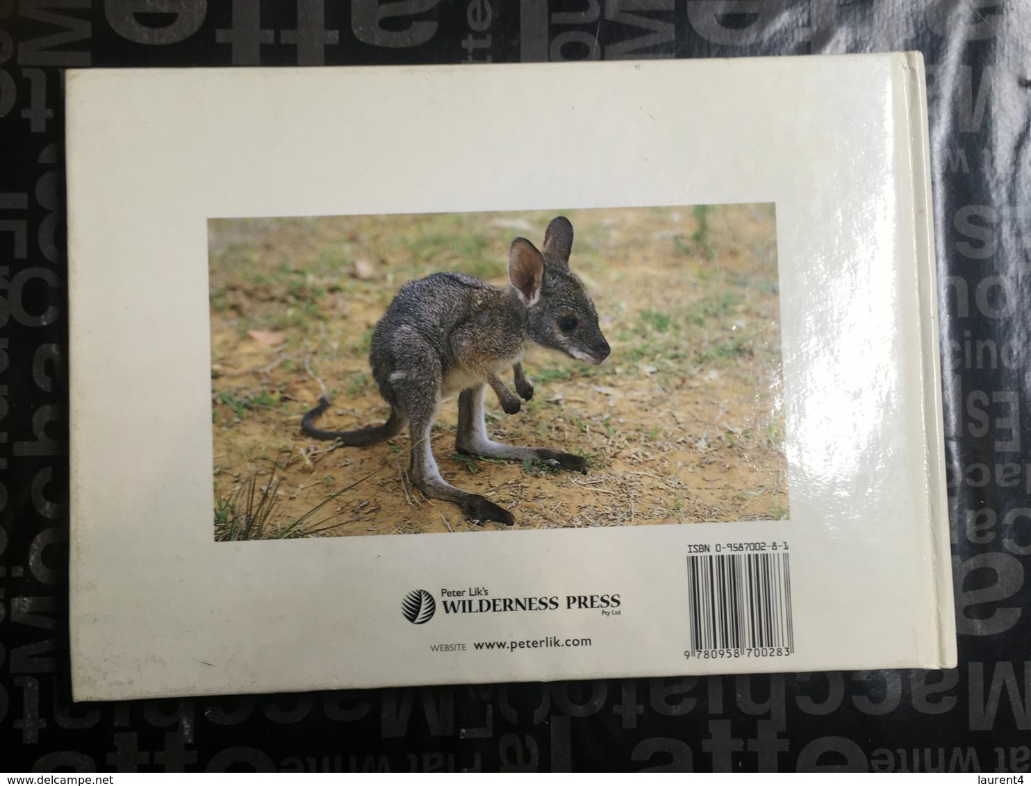 (Book) Wildlife Australia By Peter Lik (animals Photos Such As Crocodile - Wombat - Devils Etc) - 22x16cm - 300 G - Otros & Sin Clasificación