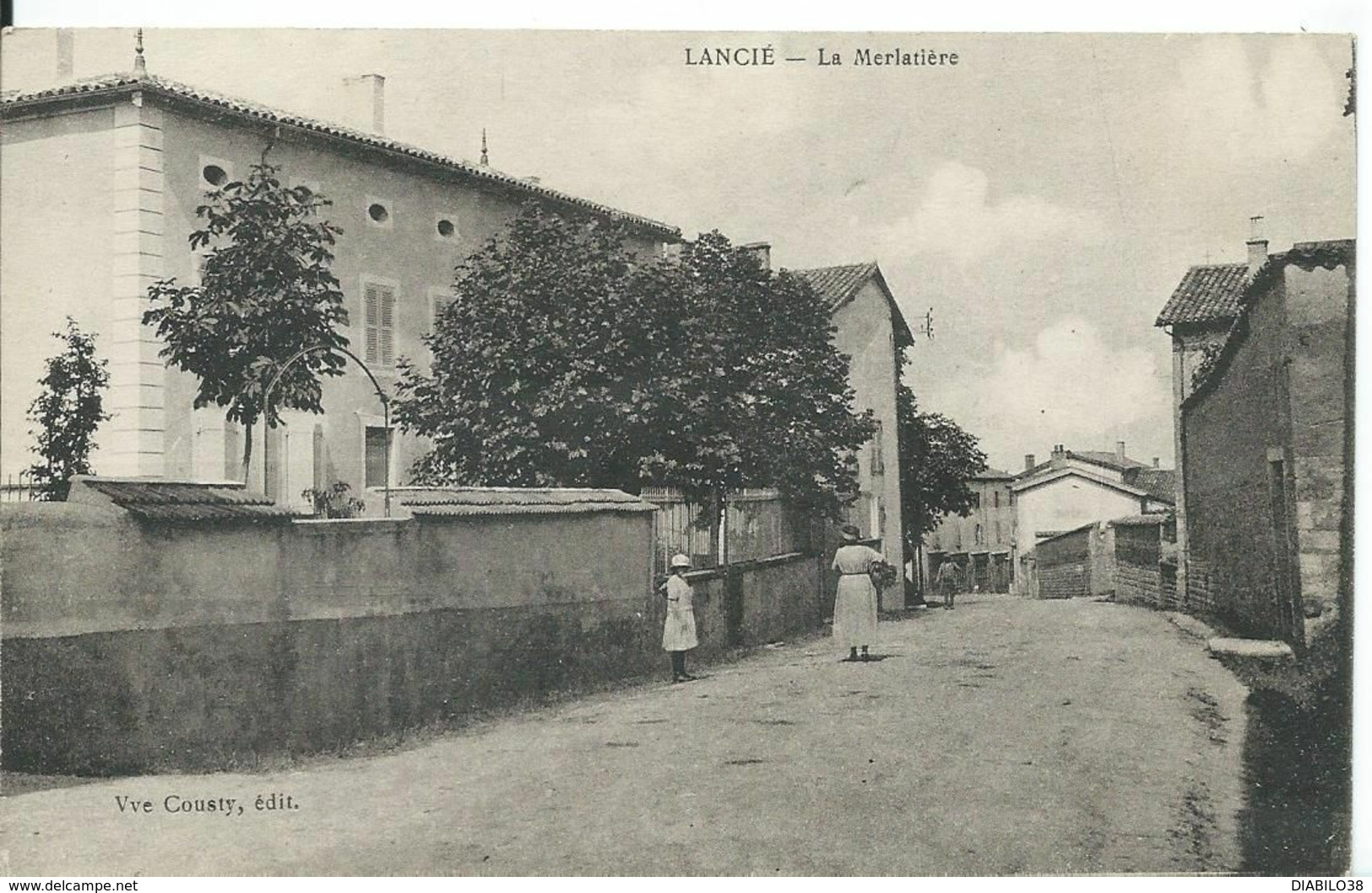 PONTACQ     ( PYRÉNÉES ATLANTIQUES )     PLACE DU BARRY - Pontacq