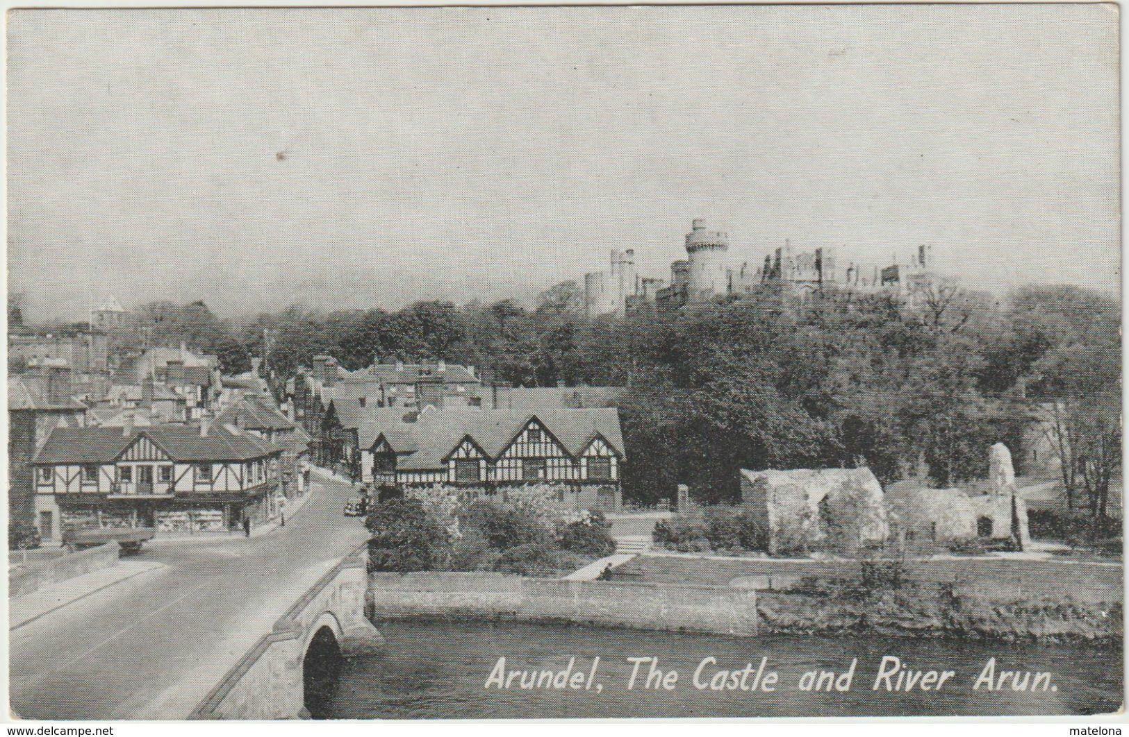 ANGLETERRE SUSSEX ARUNDEL THE CASTLE AND RIVER ARUN - Arundel