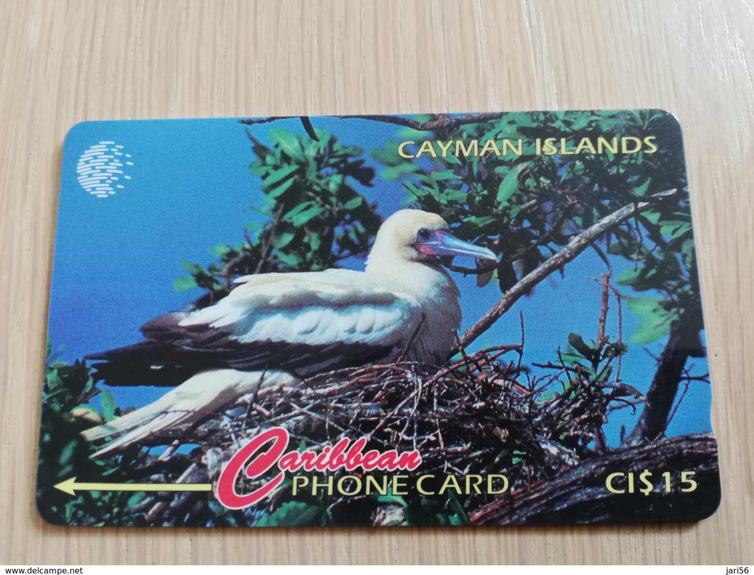 CAYMAN ISLANDS  CI $ 10,-  CAY-11D  CONTROL NR 11CCID  RED FOOTED BOOBY      NEW  LOGO     Fine Used Card  ** 3085** - Kaaimaneilanden