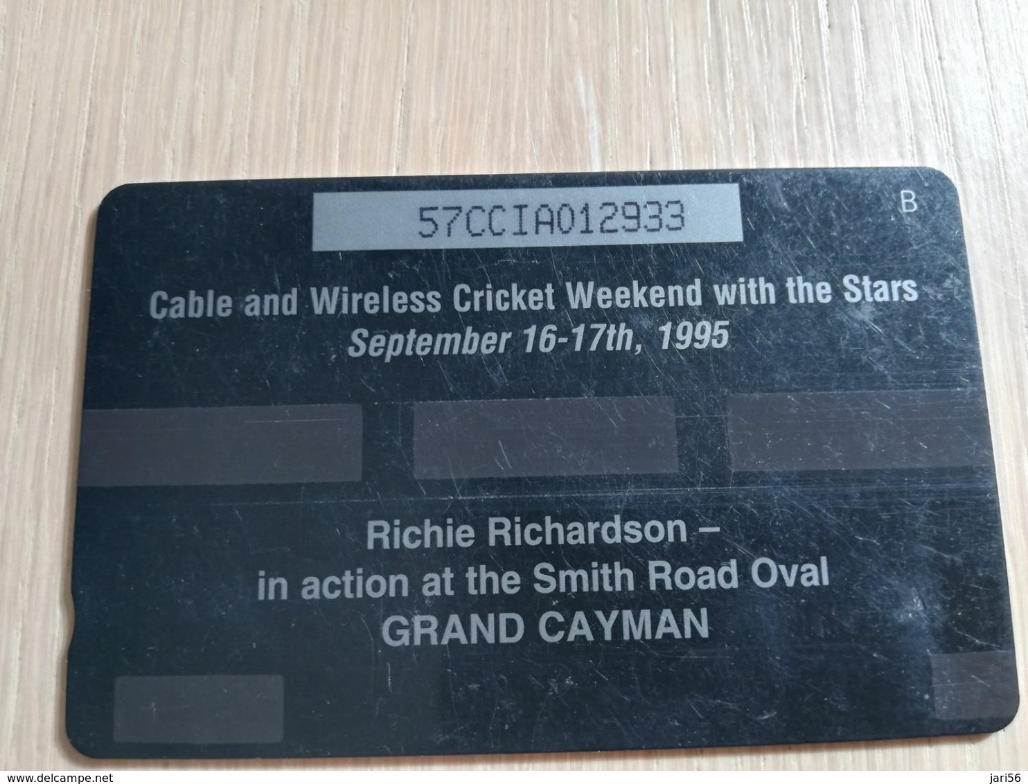 CAYMAN ISLANDS  CI $ 10,-  CAY-57A  CONTROL NR 57CCIA  RITCHIE RICHARDSON CRICKET       Fine Used Card  ** 3095** - Kaaimaneilanden