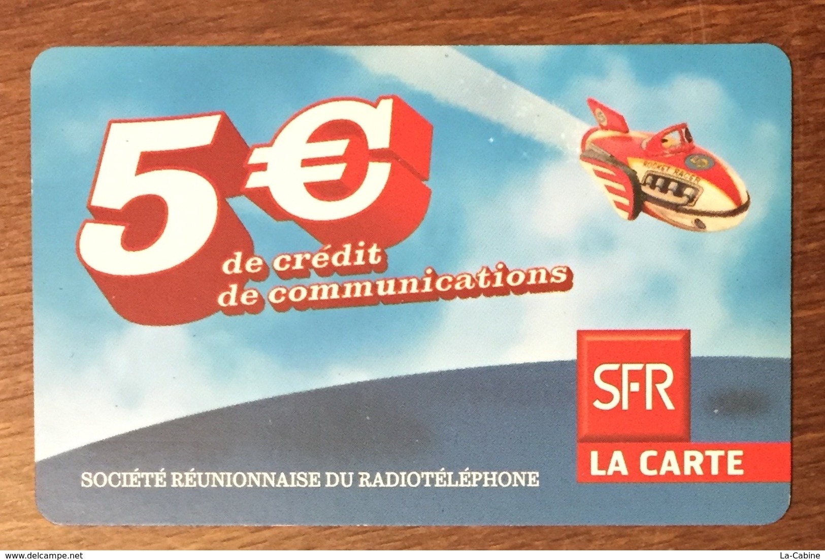 RÉUNION NAVIRE RECHARGE GSM SFR 5 EURO DU 06/11 CARTE PRÉPAYÉE PHONECARD CARD PAS TÉLÉCARTE - Réunion