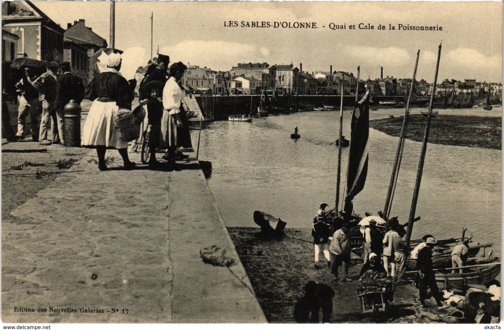 CPA Les SABLES-d'OLONNE - Quai Et Cale De La Poissonnerie (112687) - Saint Florent Des Bois