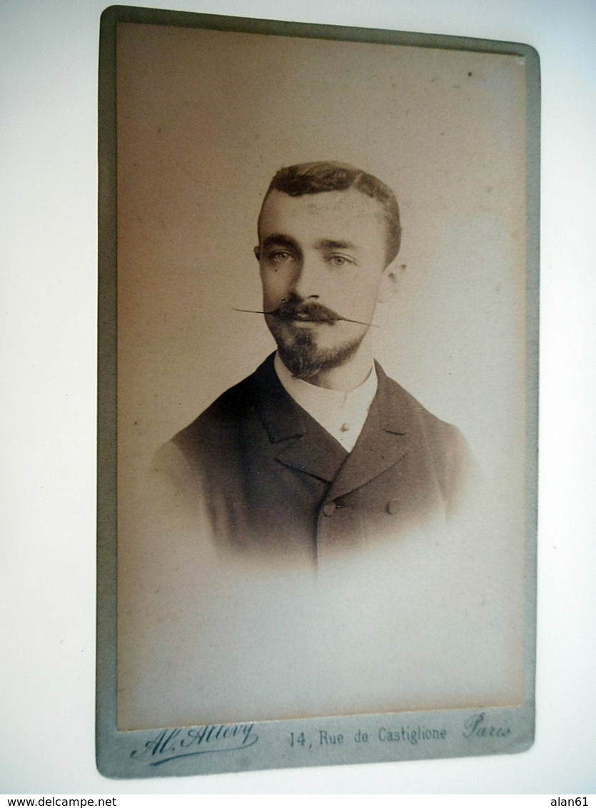 PHOTO CDV 19 EME 1889 HOMME ELEGANT BARBE MOUSTACHE MODE  Cabinet ALLERY A PARIS - Alte (vor 1900)