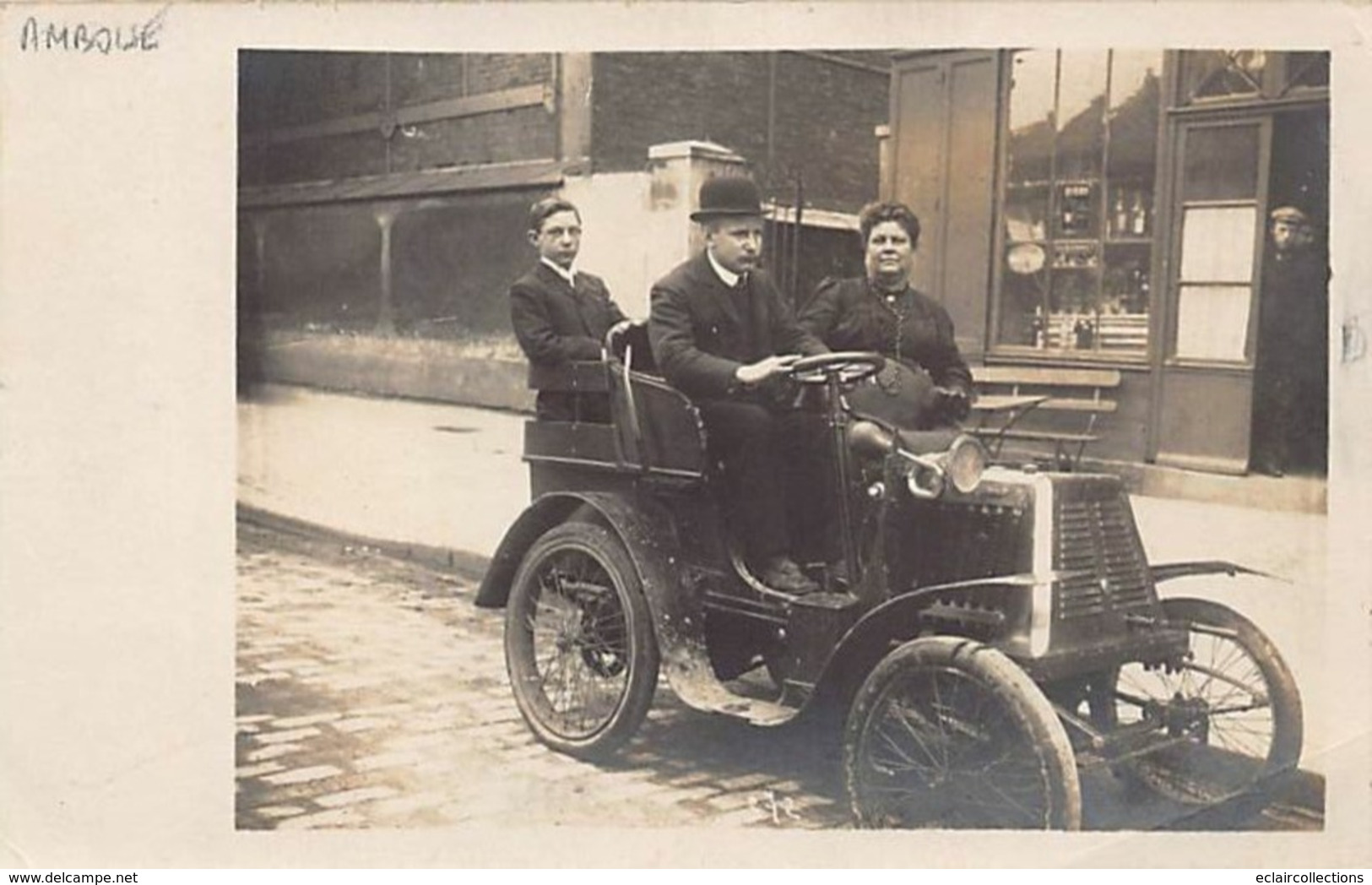 Thème Automobile:    Marque ???  Quai Charles Quinot 37 Amboise. Carte Photo    (voir Scan) - Voitures De Tourisme