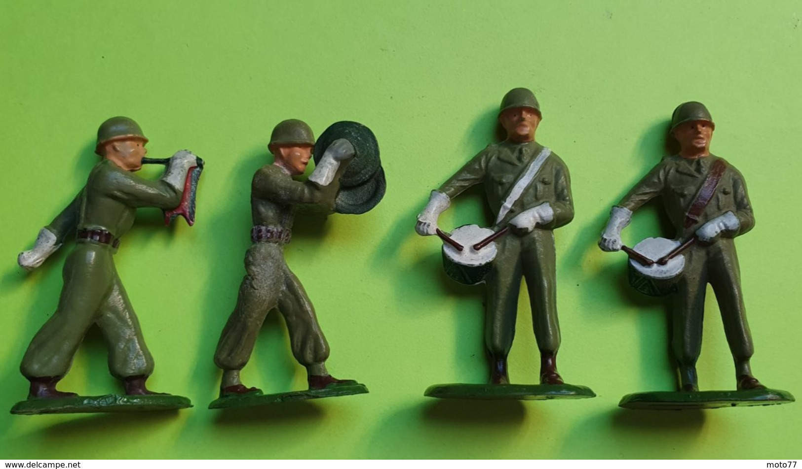 Lot 4 Figurines Soldat Jouet STARLUX - Plastique - ARMÉE DE TERRE - Musiciens - état D'usage : 1 Cassé- Années 1960 - Starlux