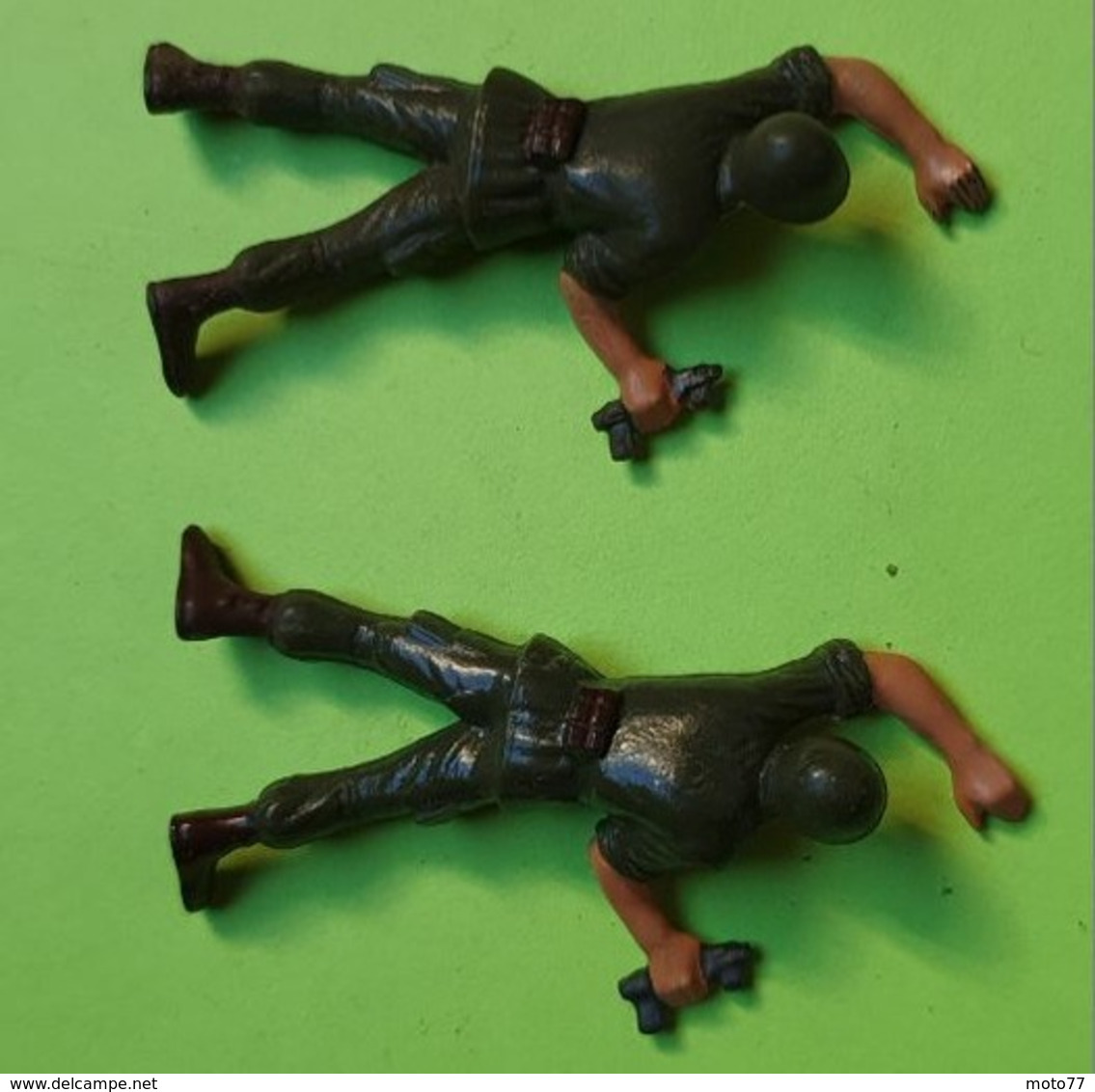 Lot 2 Figurines Soldat Jouet STARLUX - Plastique - ARMÉE DE TERRE - Tireur Allongé - état D'usage - Années 1960 - Starlux