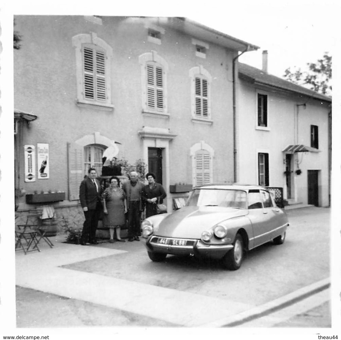 ¤¤   -  FLIREY   -  Cliché Du Café " MARCHAL " En 1969  - Voiture Citroën " DS "   -  Voir Description  -   ¤¤ - Other & Unclassified