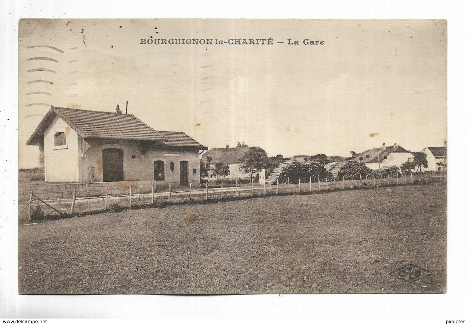 70 - BOURGUIGNON La-CHARITE - La Gare - Adressée à Frétigney - Sonstige & Ohne Zuordnung